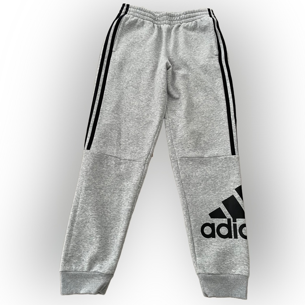 Adidas Kids Fleece 3 Stripes Joggers Color:Grey/Black Size:18/20 NWT)